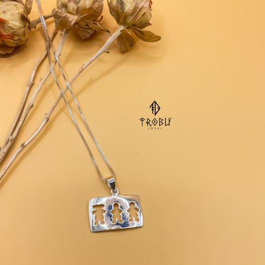 Collar Children Var Plata